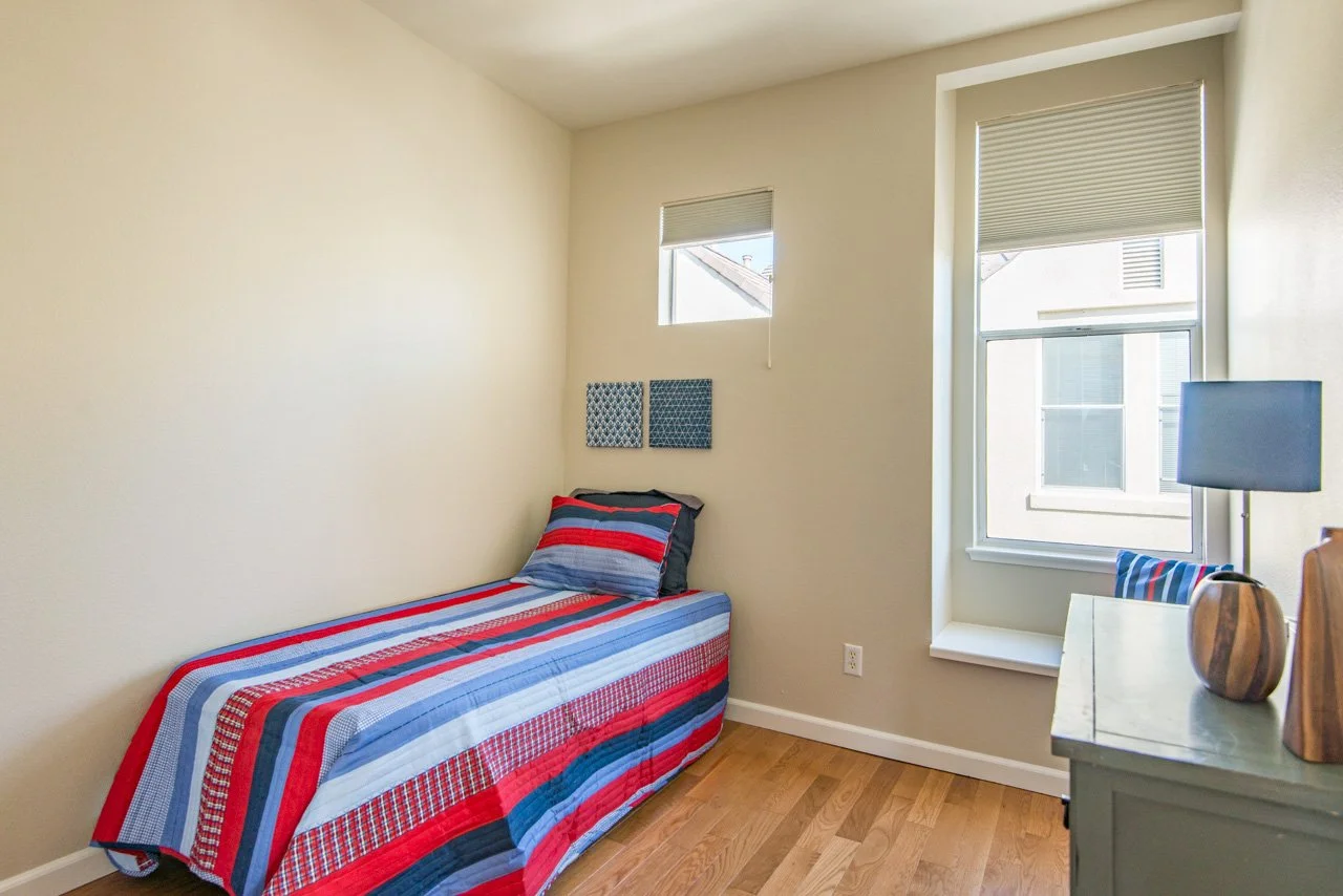 Web - 166 Holly Ct Mountain View-1328.jpg