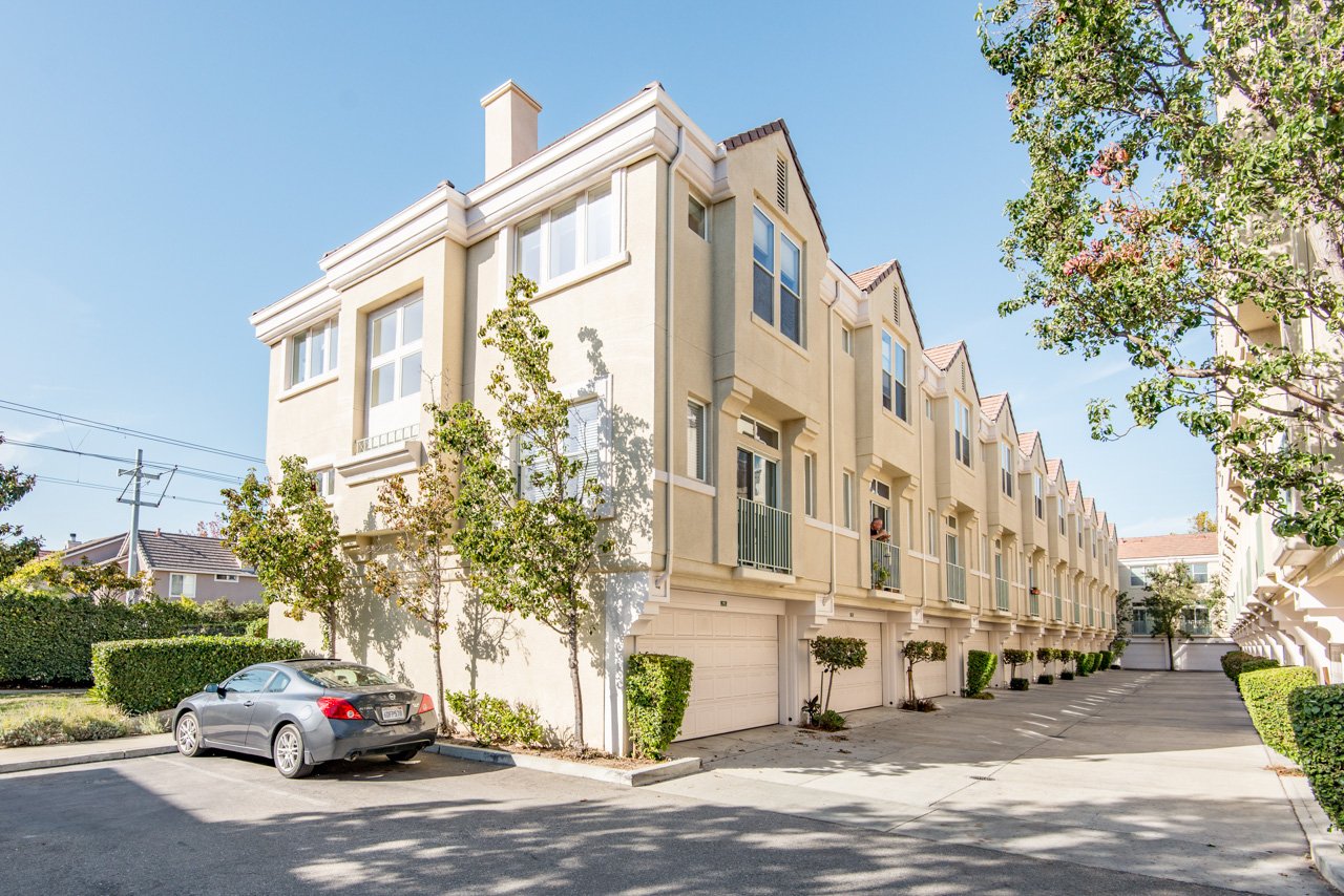 Web - 166 Holly Ct Mountain View-1350.jpg