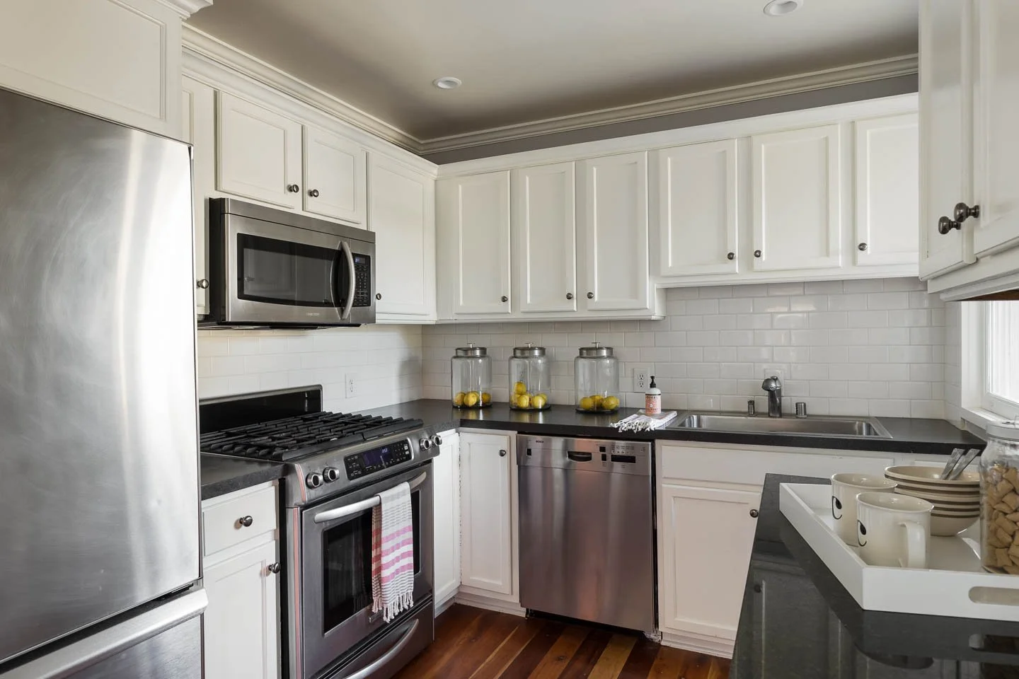 3437 Park Blvd-12 - MLS.jpg