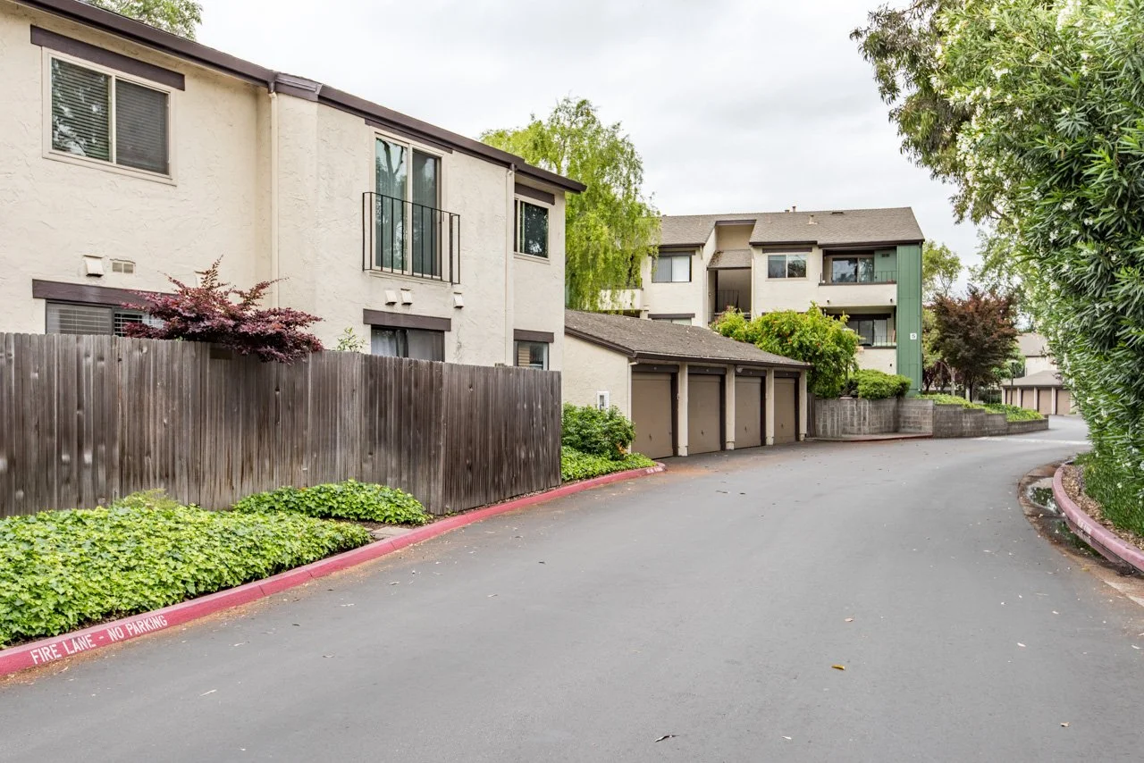 Web - 777 San Antonio Circle 31 Mountain View-0115.jpg