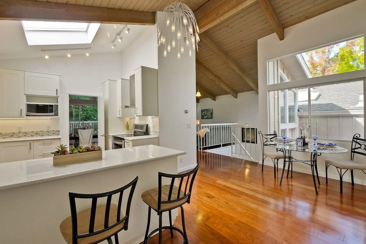 Kitchen      6_mls.jpg