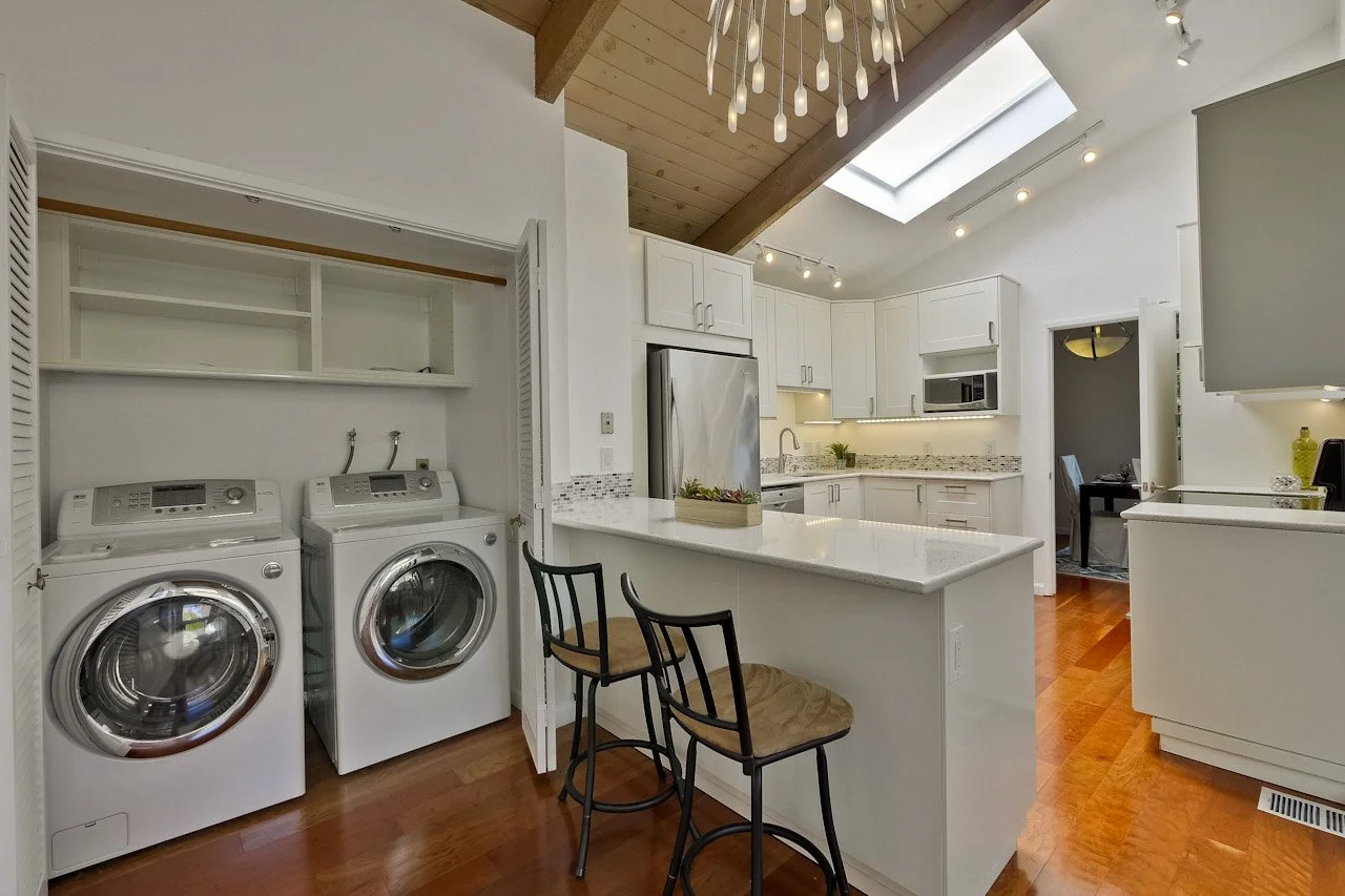 Laundry      1_mls.jpg