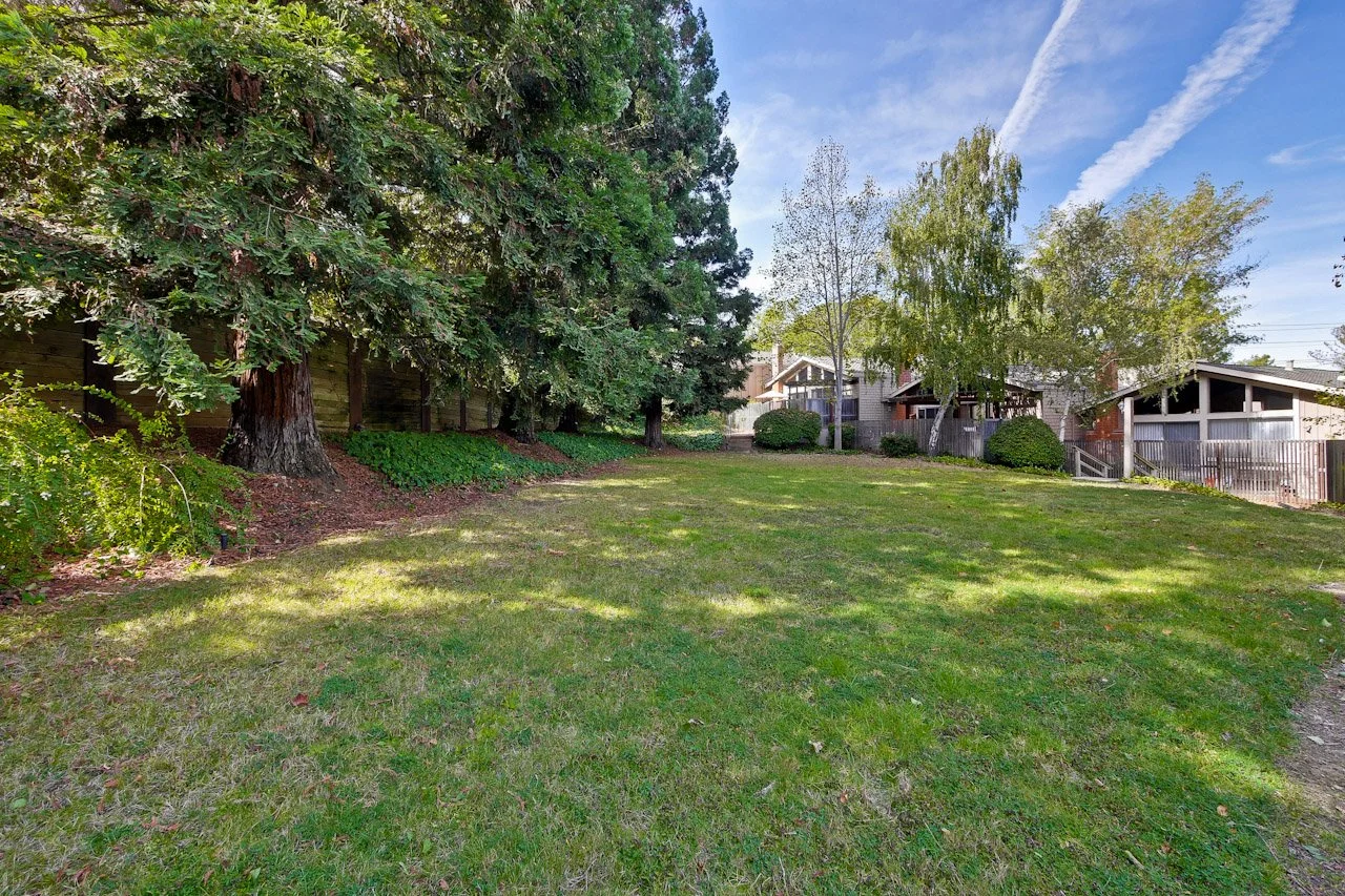 Community      4_mls.jpg