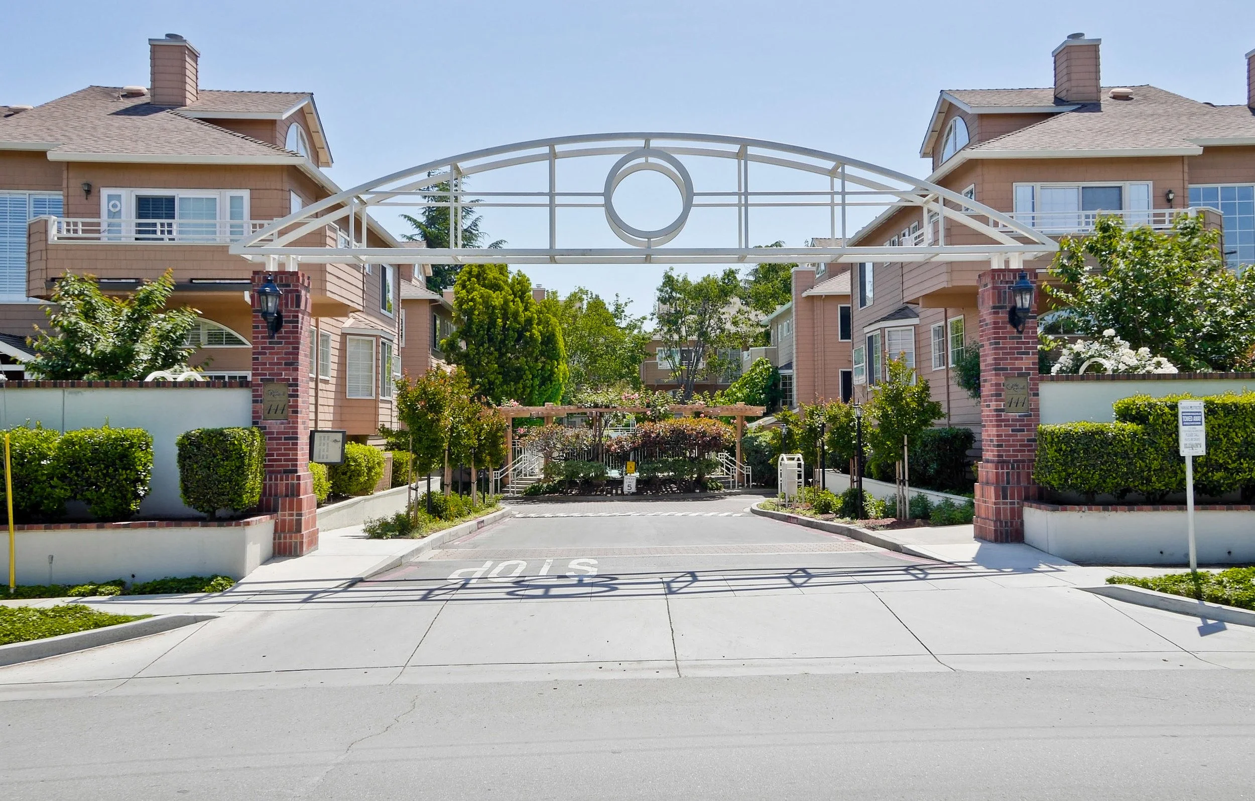 Community      4.jpg