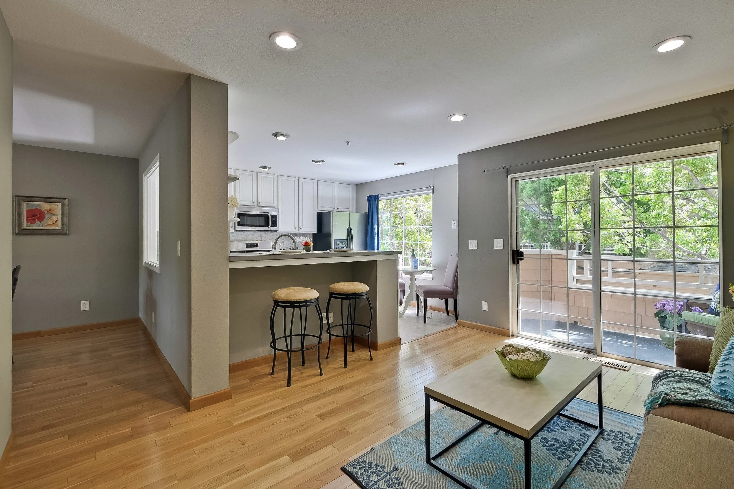 Family Room      4.jpg