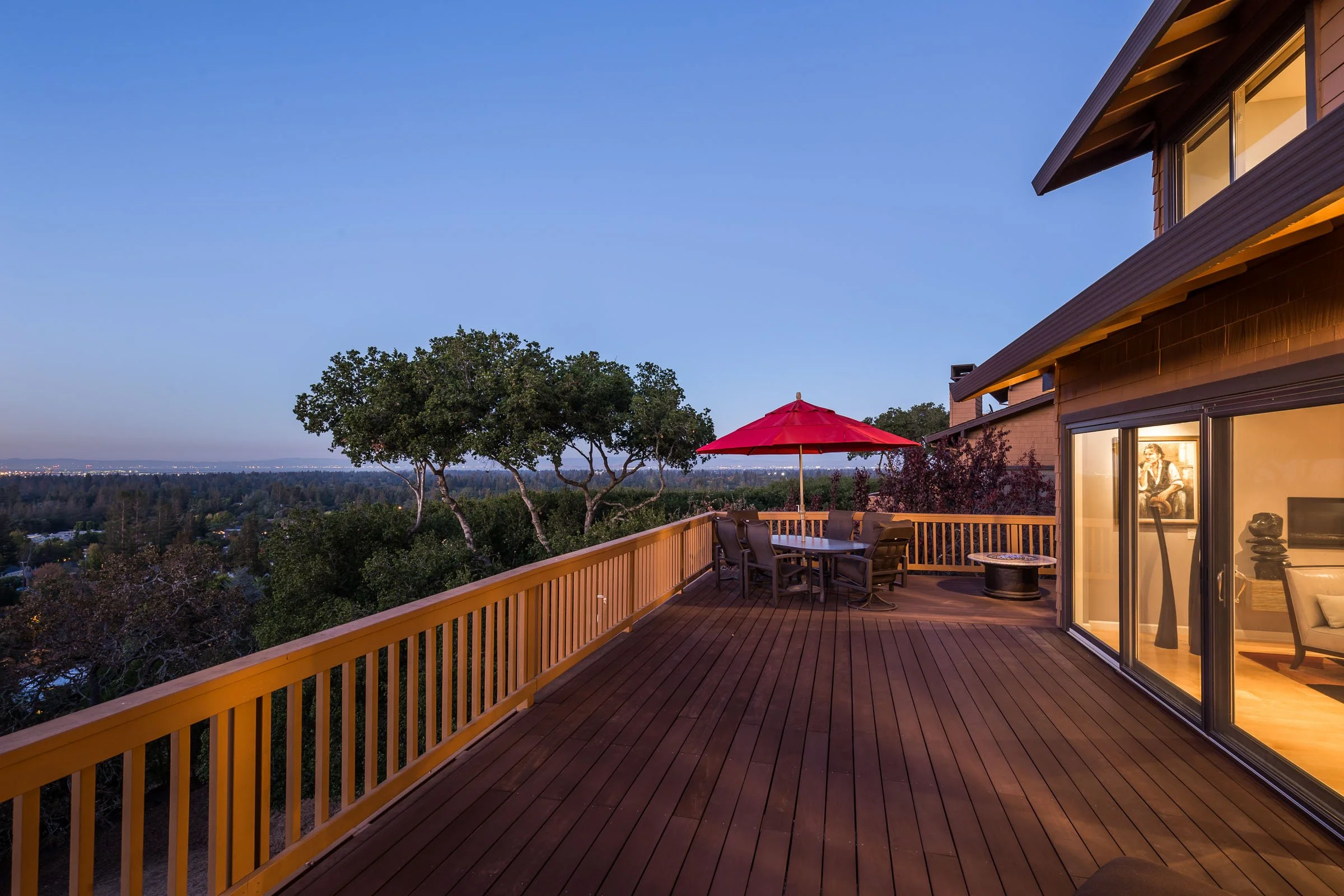 25 Hallmark Circle, Menlo Park