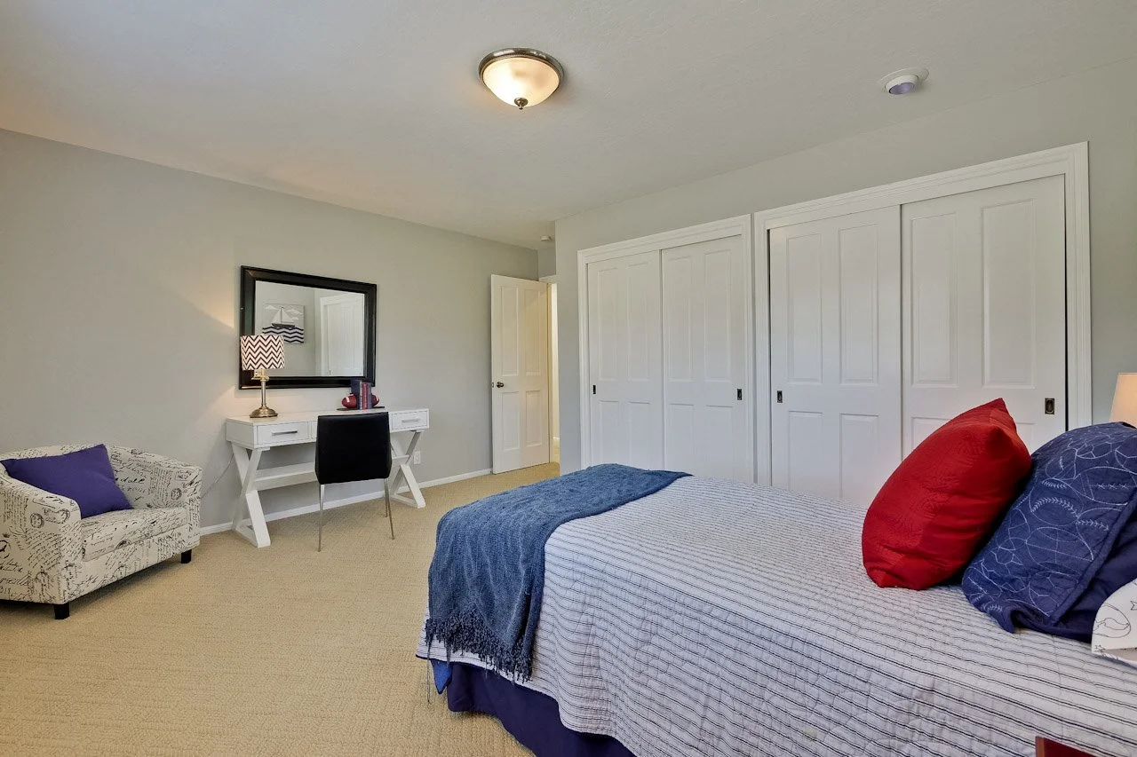 Bedroom      11_mls.jpg