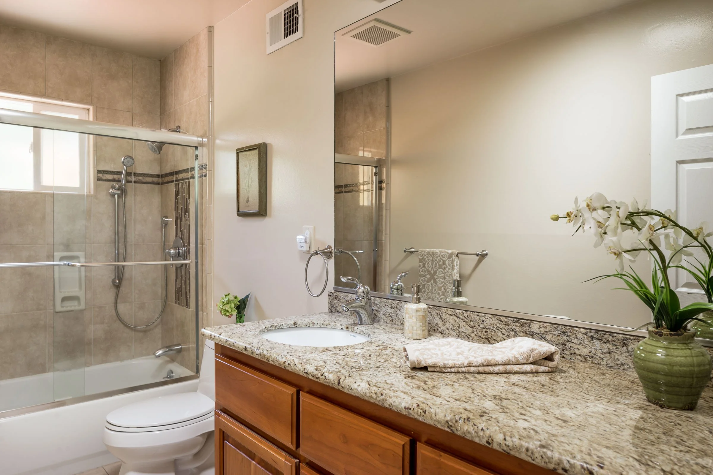 10421 Creston-12-TFWeb.jpg