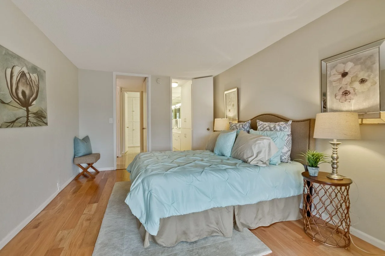 Master Bedroom    4_mls.jpg