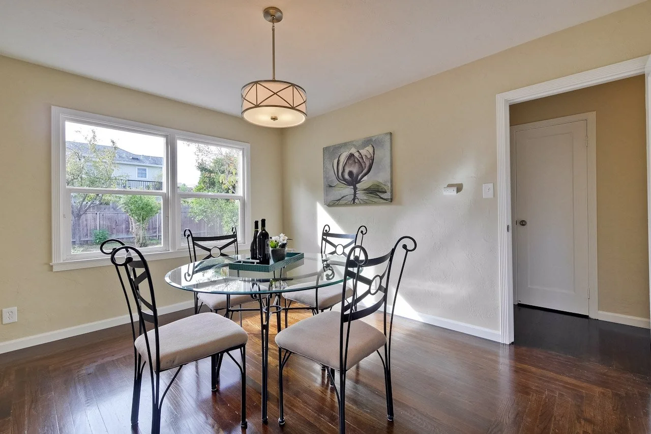 Dining Room      1_mls.jpg