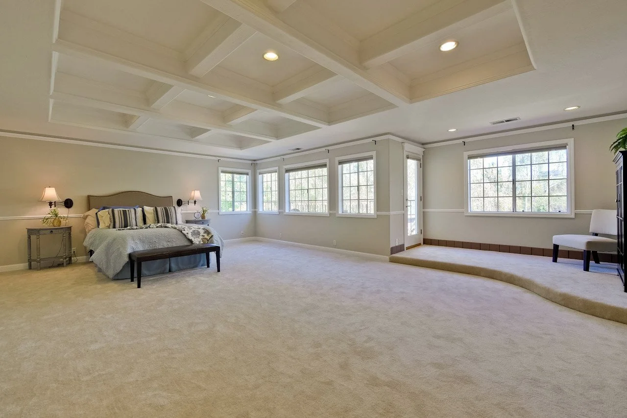 Master Bedroom      1_mls.jpg