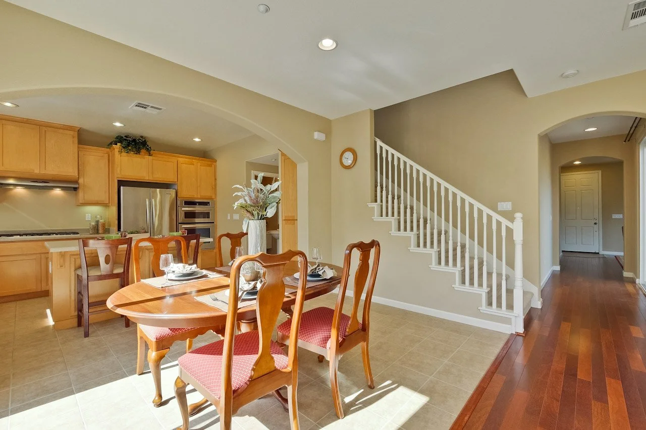 Dining Room      4_mls.jpg