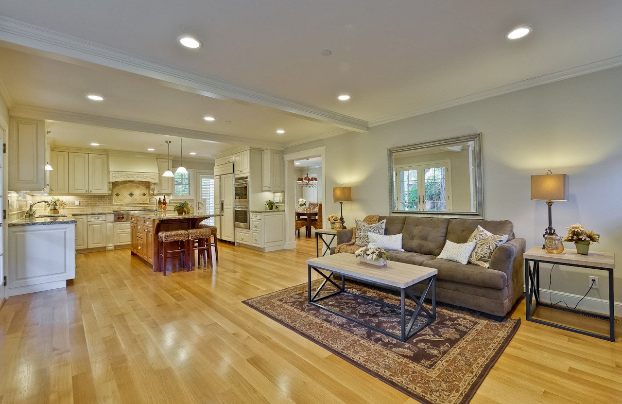 Family Room      3_mls.jpg