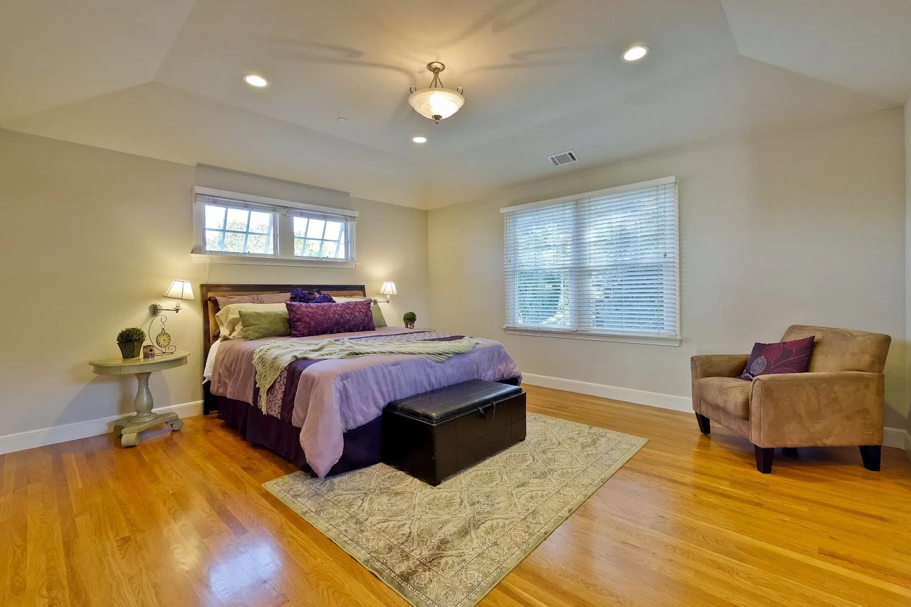 Master Bedroom       1_mls.jpg