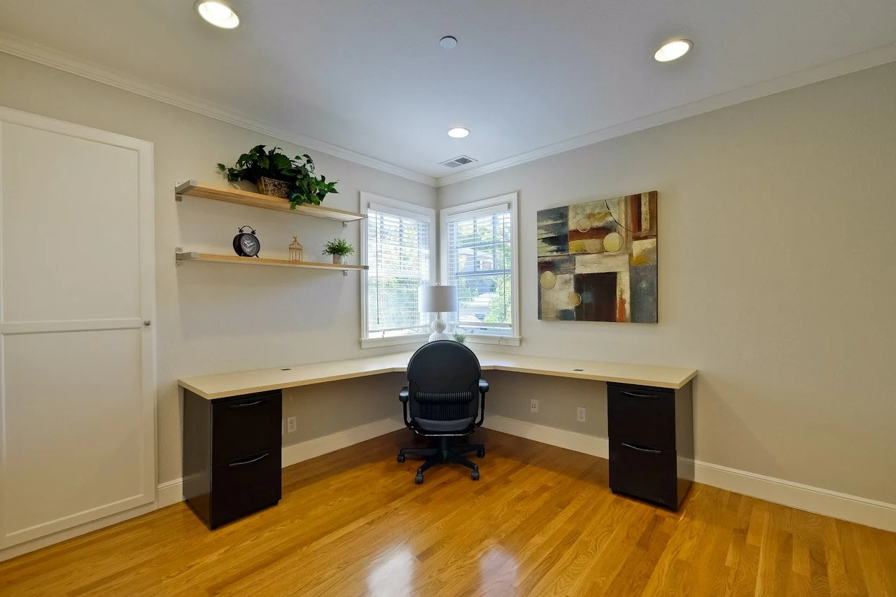 Office      1_mls.jpg