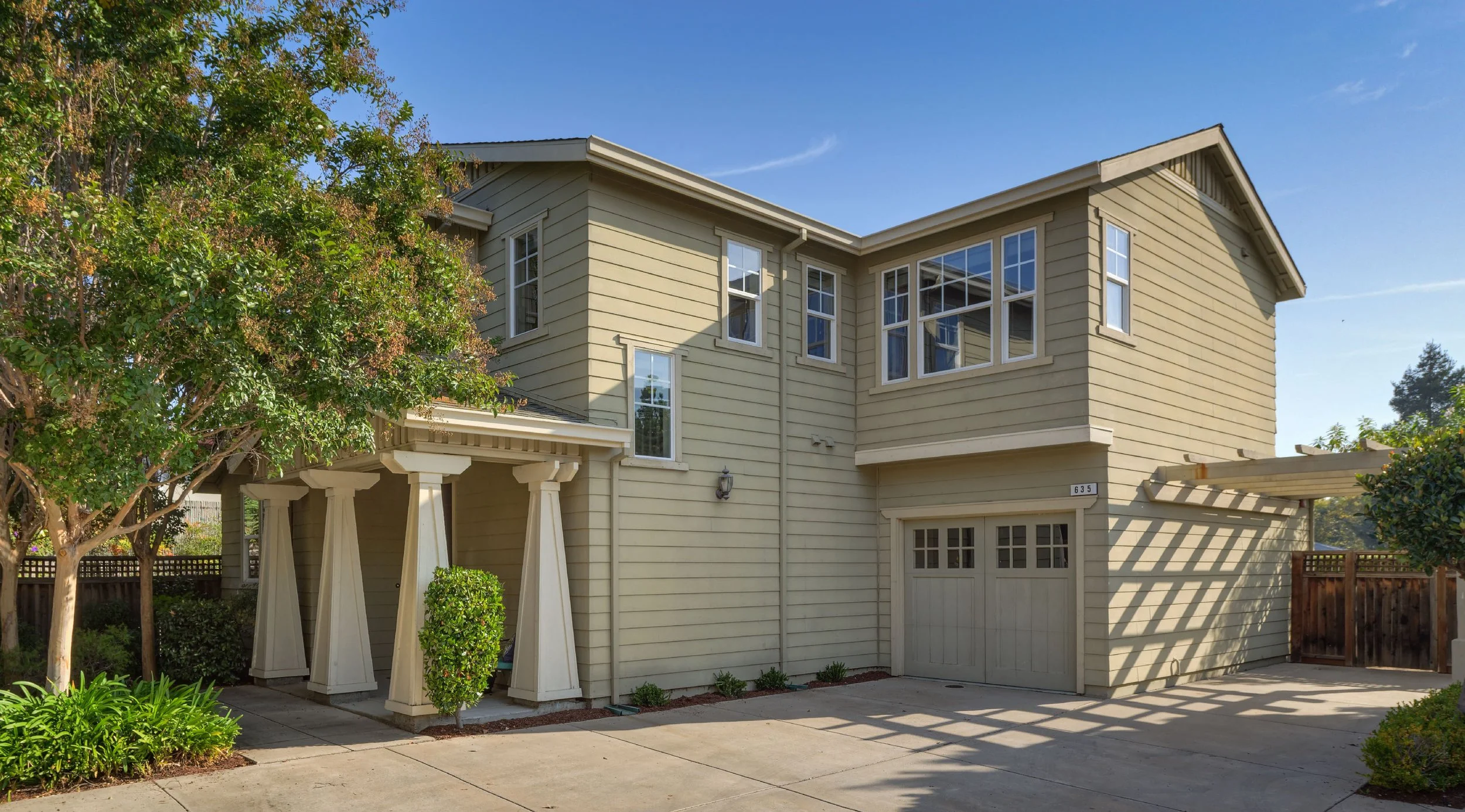 635 Pepperwood Ct, Mountain View
