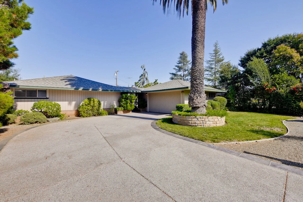 Front      4_mls.jpg