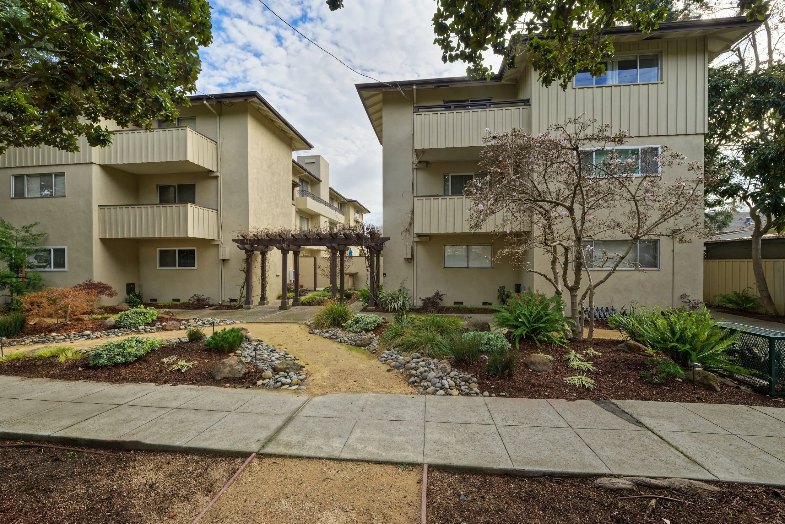 518 Everett Ave F, Palo Alto