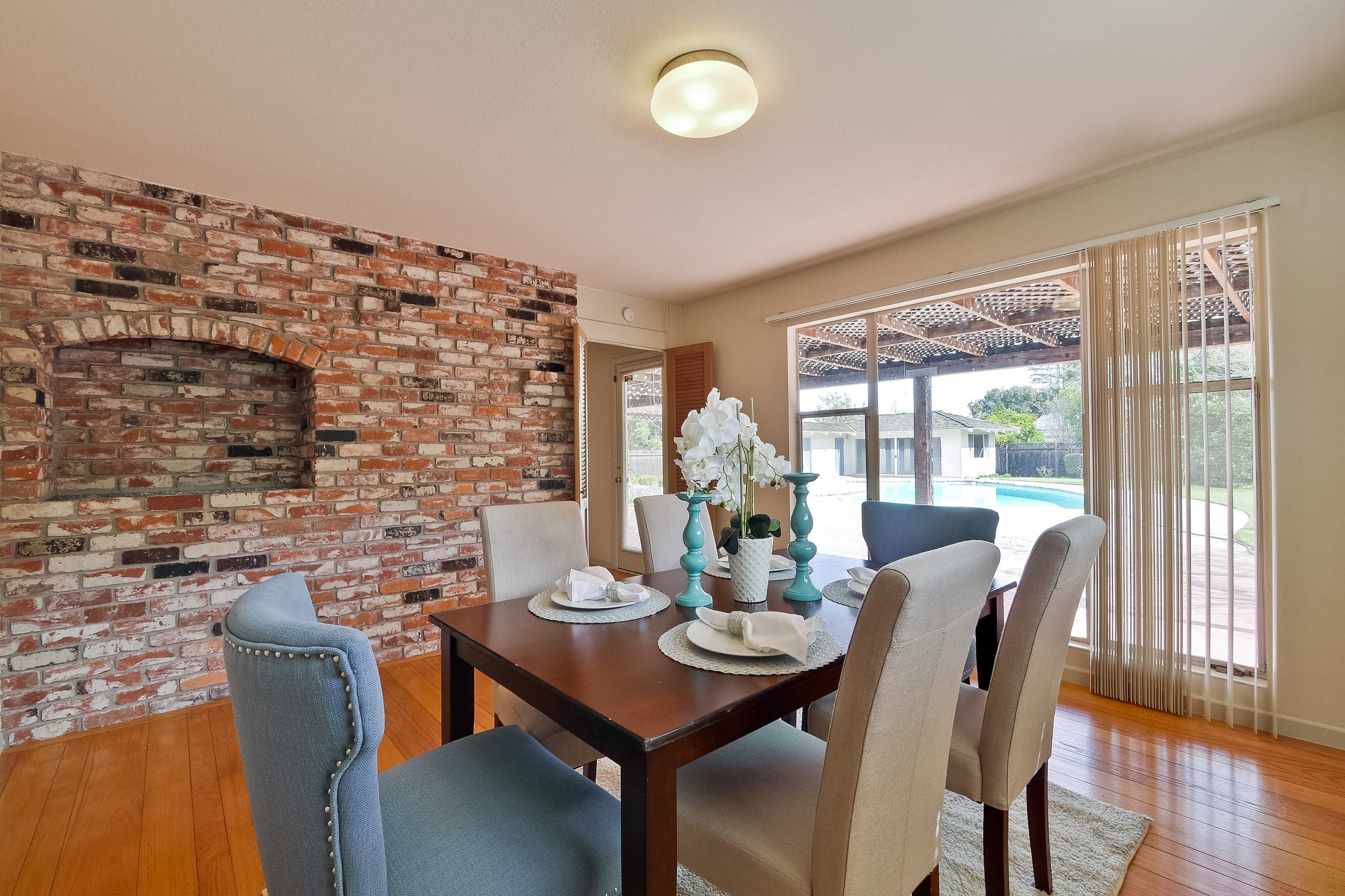 Dining Room      3.jpg