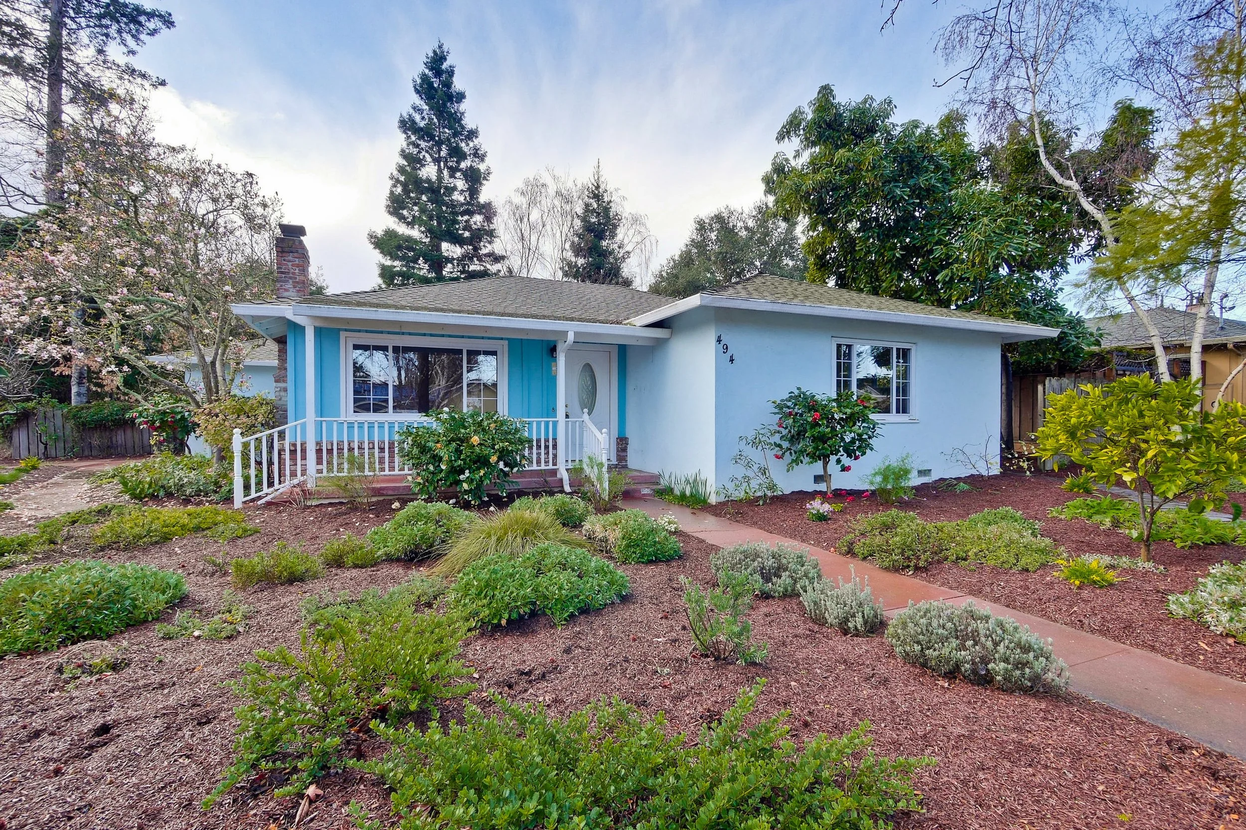 494 La Prenda Road, Los Altos