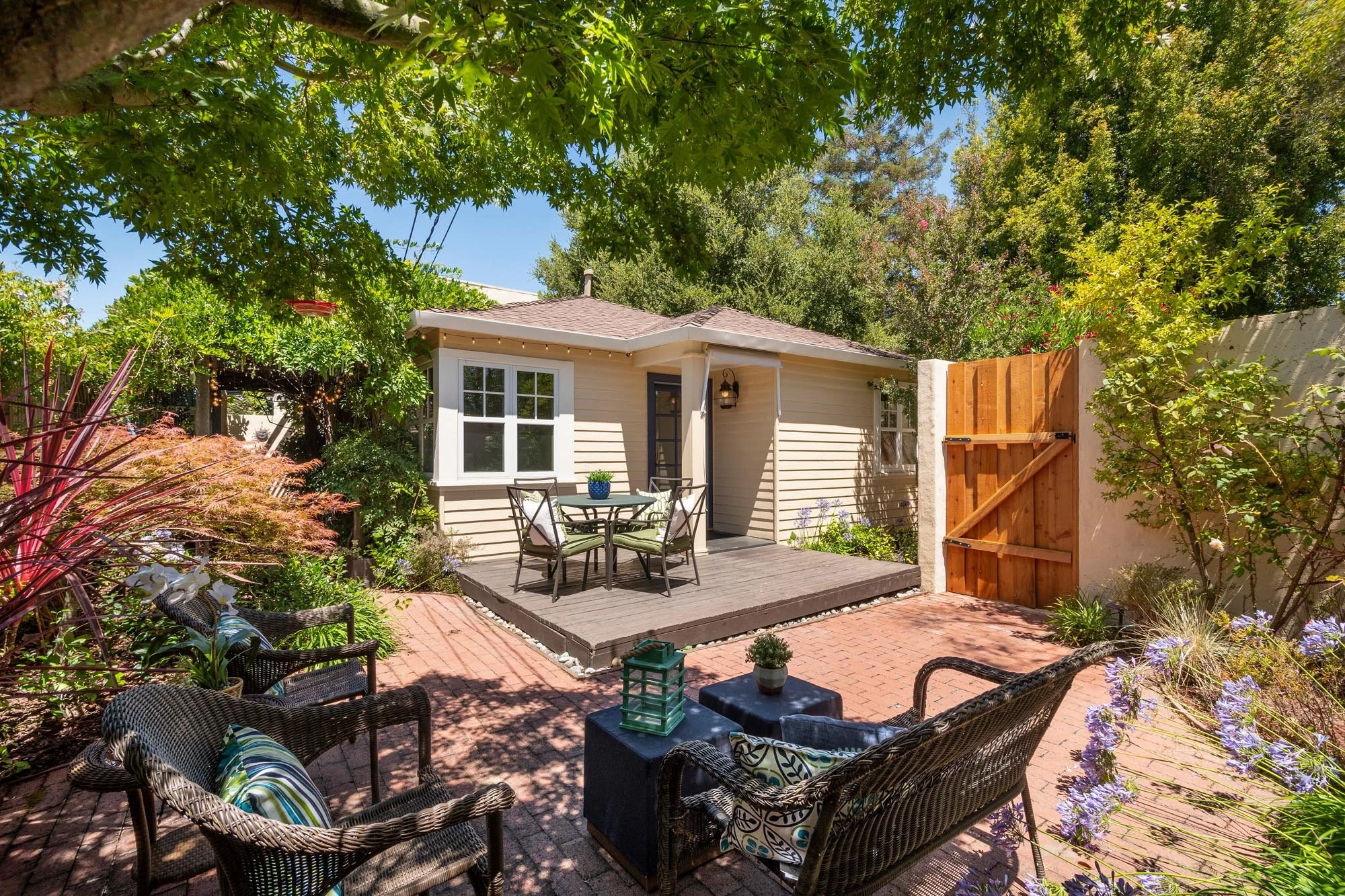 412 Pepper Ave, Palo Alto