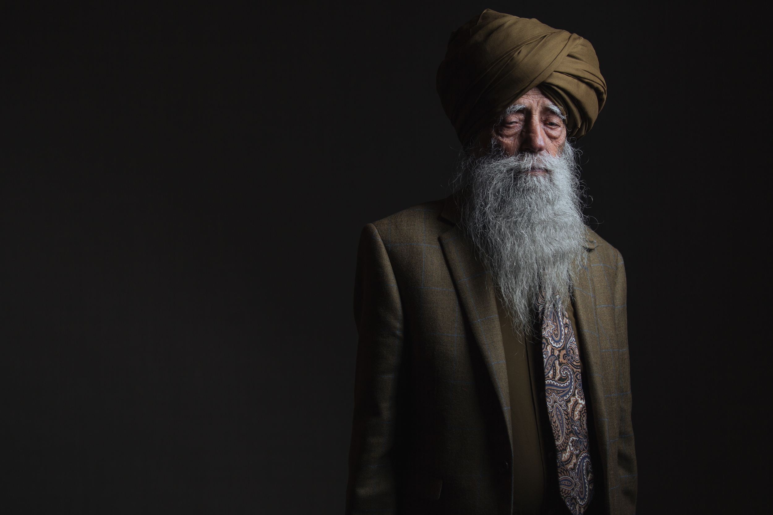 Fauja Singh Portrait standing