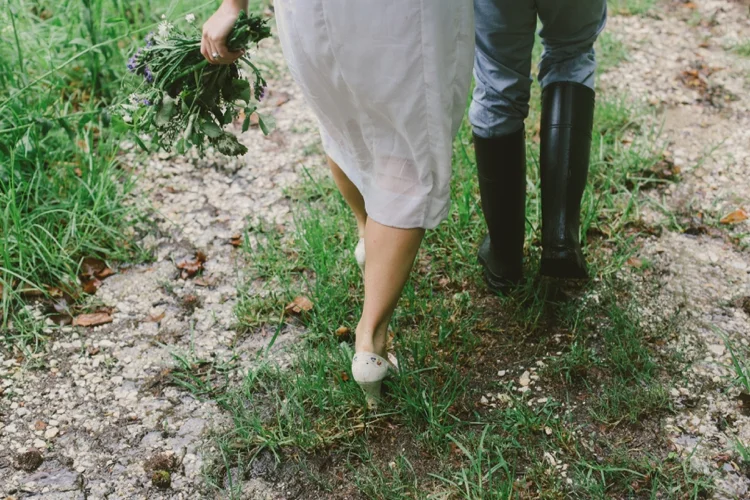 larahotzphotography_indie_wedding_kangeroo_valley_0131.jpg