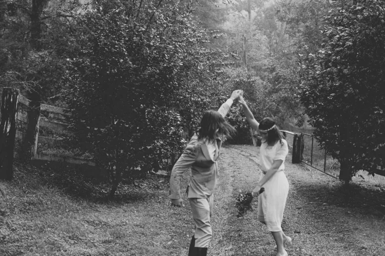 Wedding Photographer: Lara Hotz