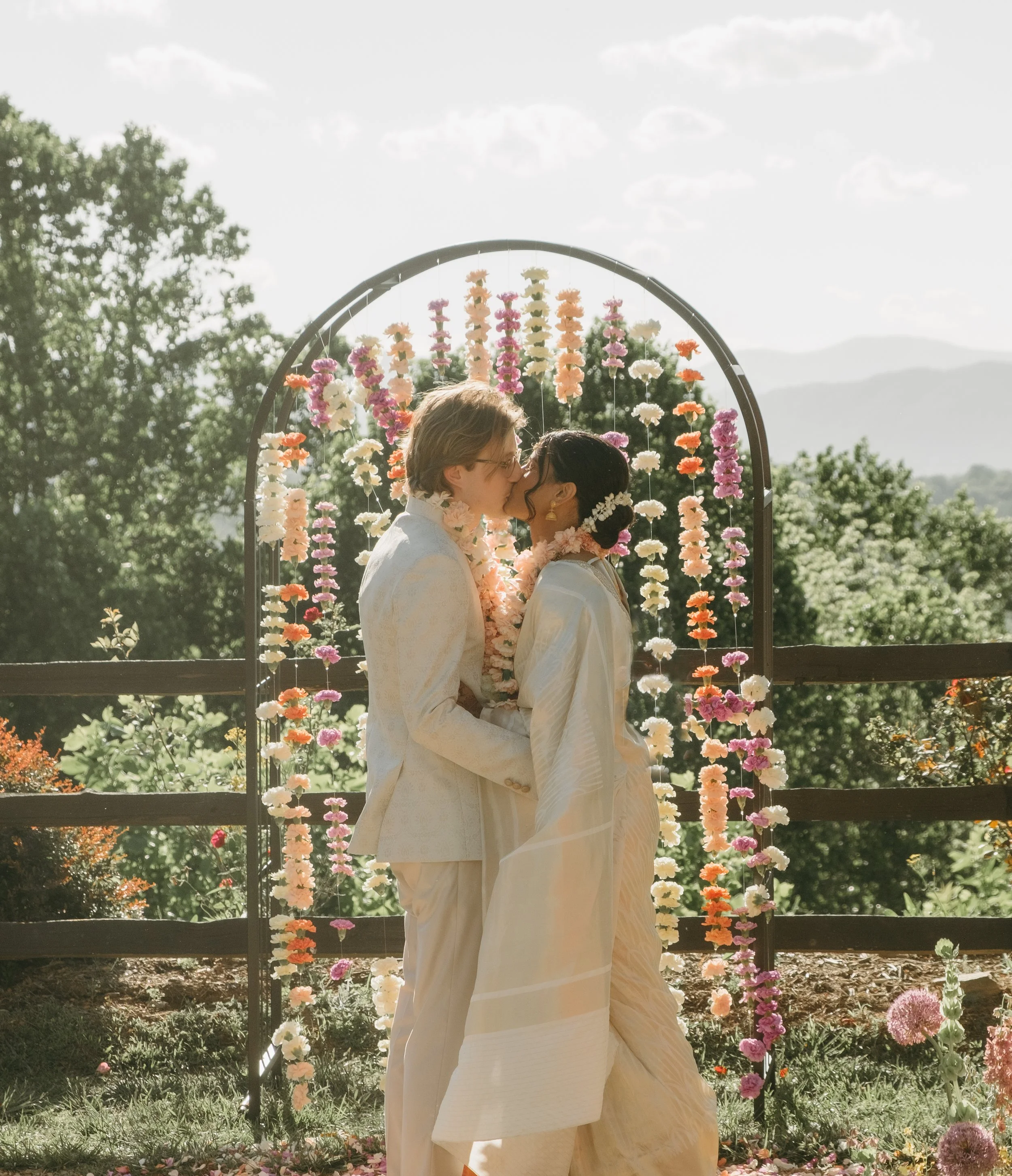 BRIANA_AUTRAN_PHOTOGRAPHY-AMBIKA+CAMERON_-386-DSCF2806-Edit-2.jpg