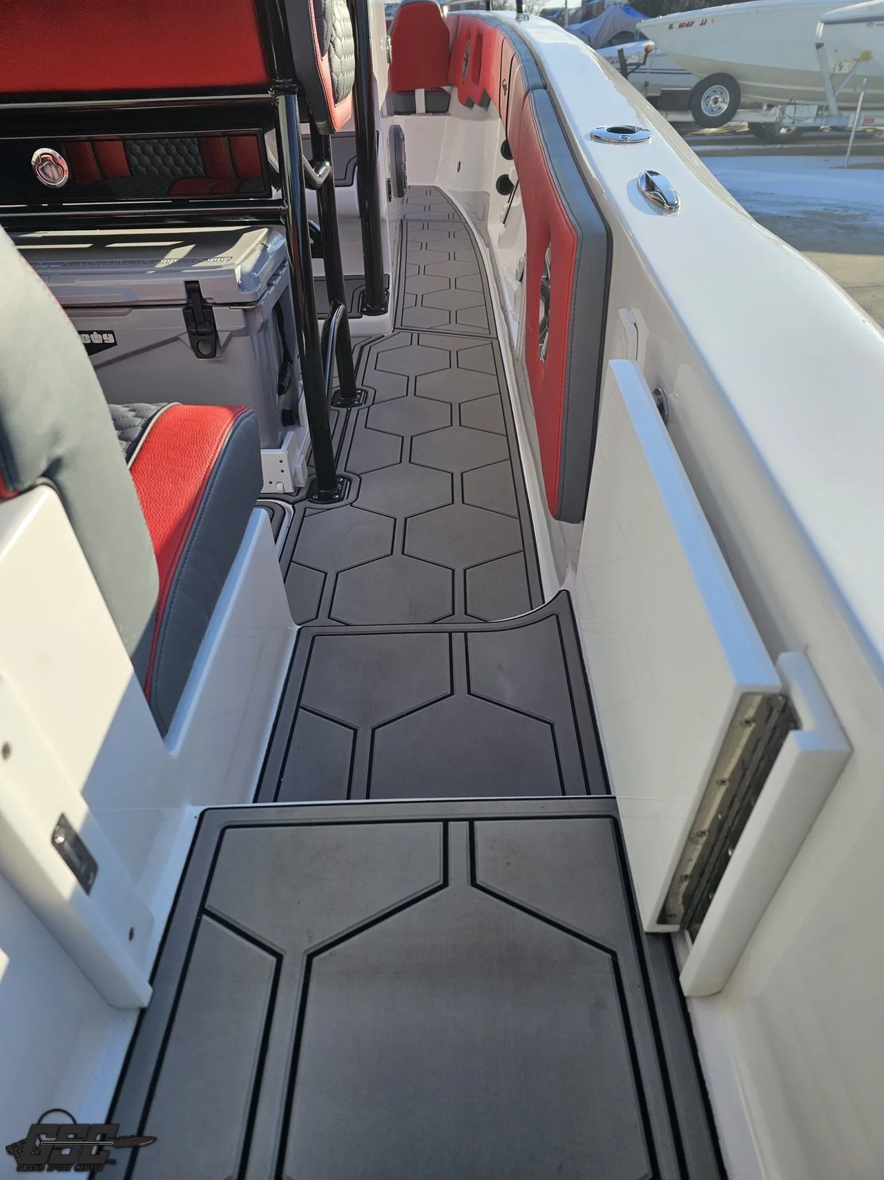 2025 Concept 27CC (51).jpg