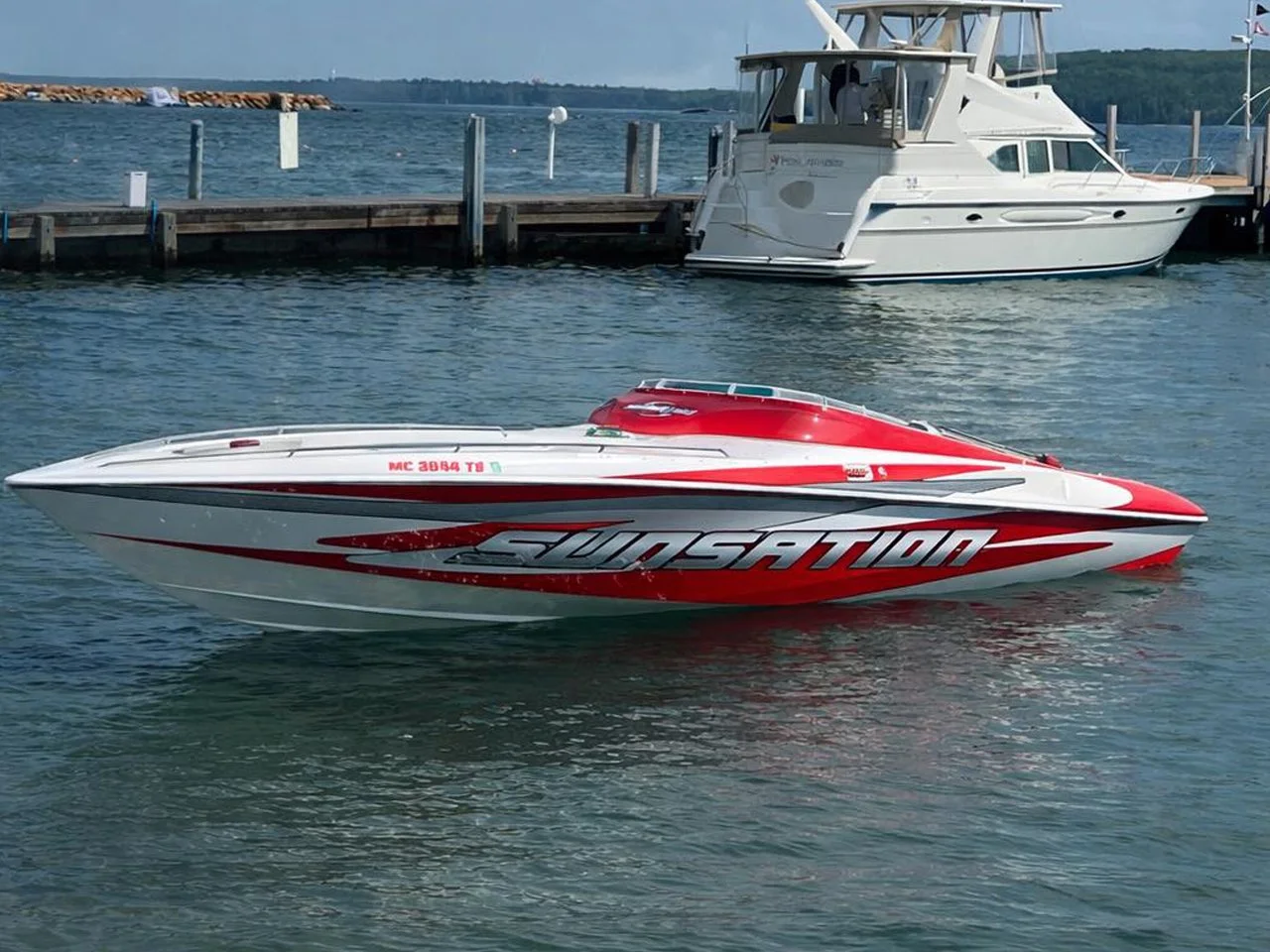 2005 Sunsation 32 MCOB 1.jpg