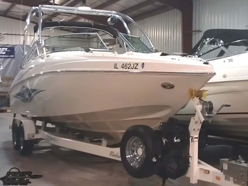 2005 Rinker 262 Captiva