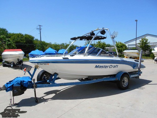 1990 Mastercraft 190 Tristar Ski boat