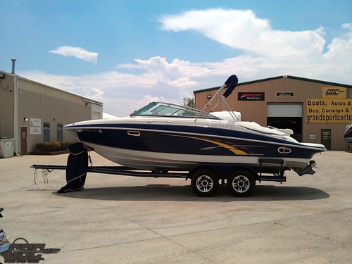 2007 Four Winns 240 Horizon