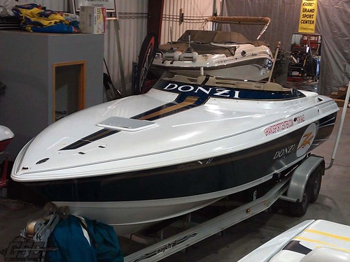 1999 DONZI 28 ZX