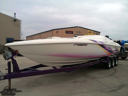 2002 SUNSATION 32 DOMINATOR 