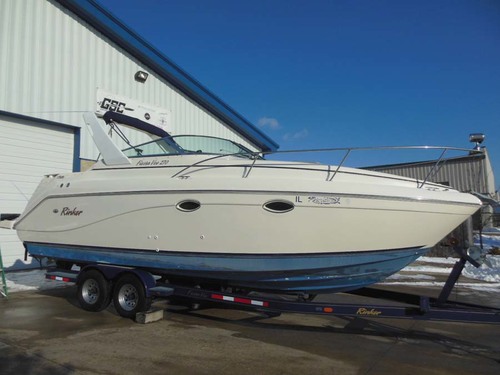2000 Rinker 270 CR 