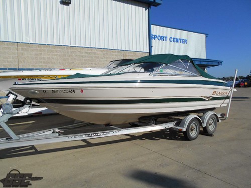 2001 Larson 210 LXi Bowrider