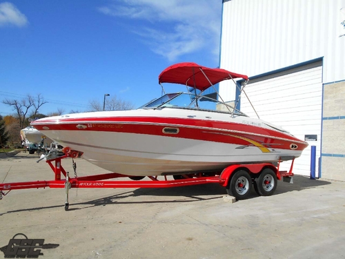 2007 Four Winns 240 Horizon