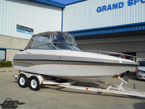 1999 Crownline 205 CCR