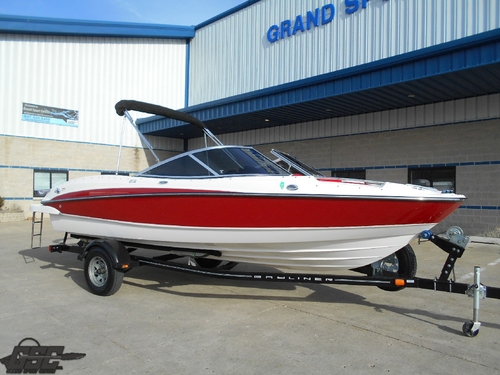 2012 Bayliner 215 BR
