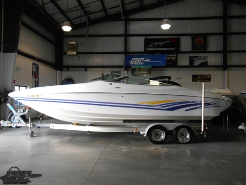 1999 Baja 272 Islander