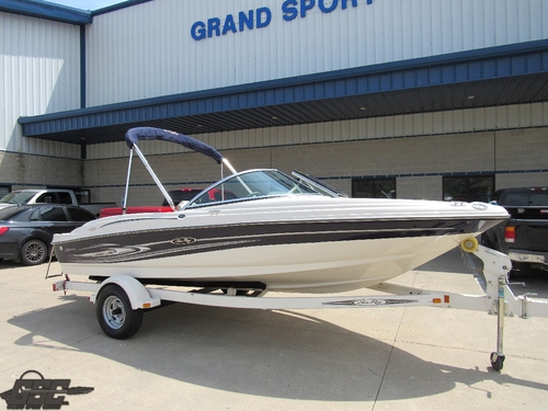 2005 SeaRay 180 Sport