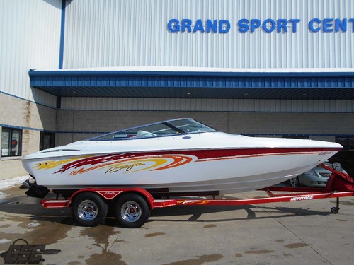 2004 Baja Marine 232 Islander