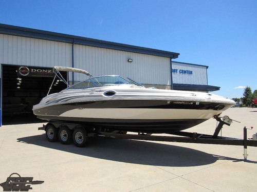 2002 SeaRay 270 Sundeck