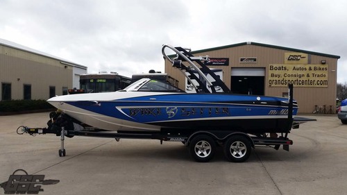 2010 MALIBU WAKESETTER VLX 21'6"