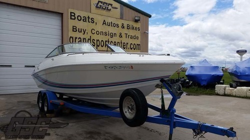 1993 FORMULA F 232 BOW RIDER