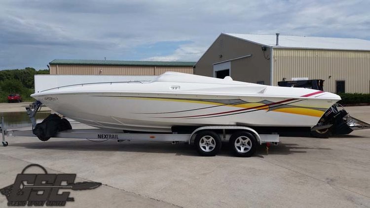 2004 SUNSATION 288 INTIMIDATOR