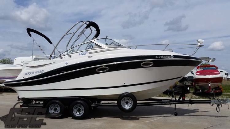 2007 Four Winns 258 Vista Cruiser