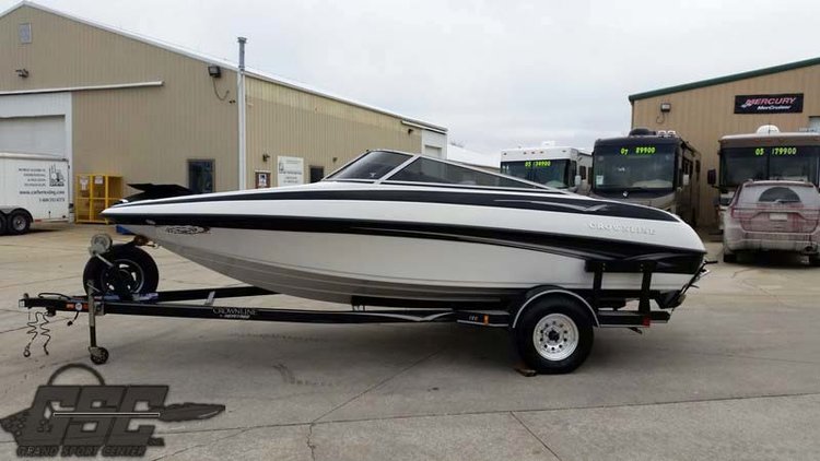 2004 CROWNLINE 180 BOW RIDER